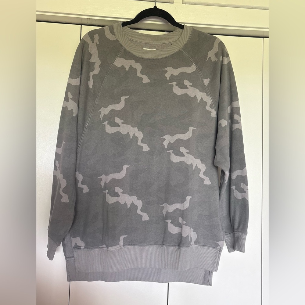 American Eagle Camo Sweater